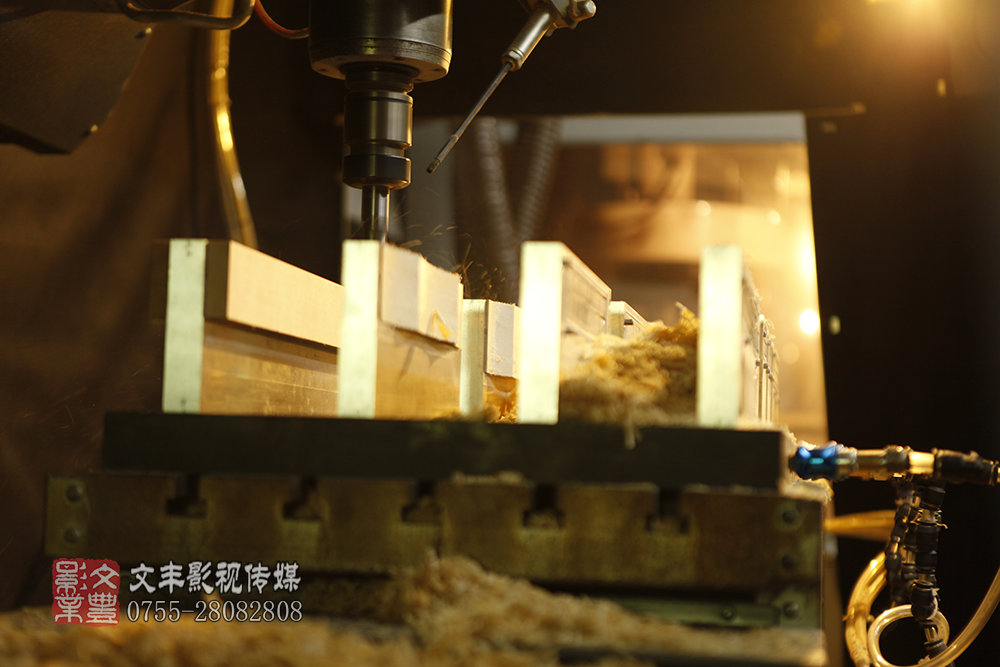 吉他加工現(xiàn)場(chǎng)拍攝 吉他加工現(xiàn)場(chǎng)拍攝