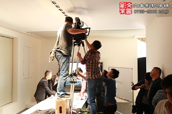 西頓的展館，進行拍攝，西頓照明專業設計